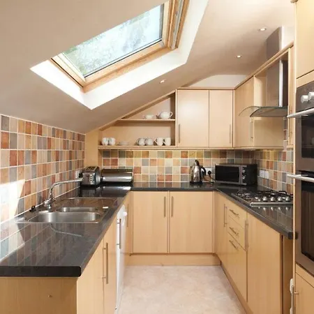 Holiday home Abbotsgarth *